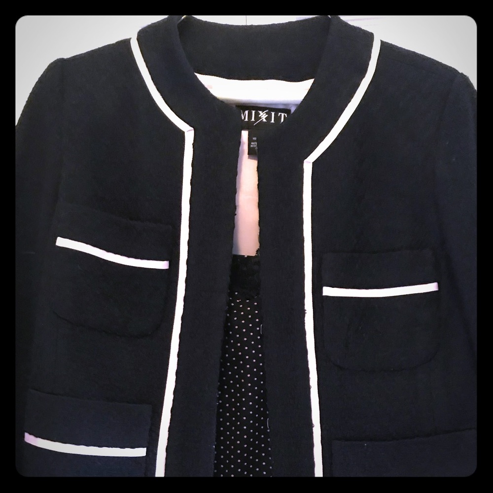 Mix it jacket with matching top